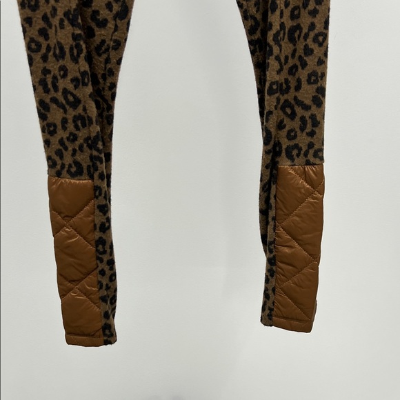 Leopard Print Leggings with Quilted Detail - Picture 4 of 9